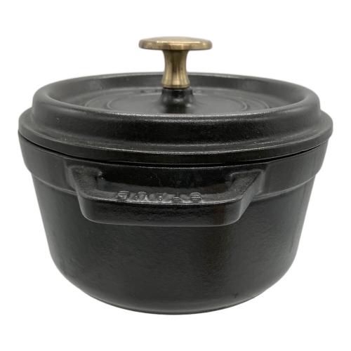 Staub (ストウブ) 鍋　ブラック　la cocotte