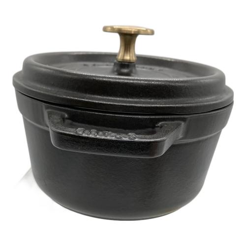 Staub (ストウブ) 鍋　ブラック　la cocotte