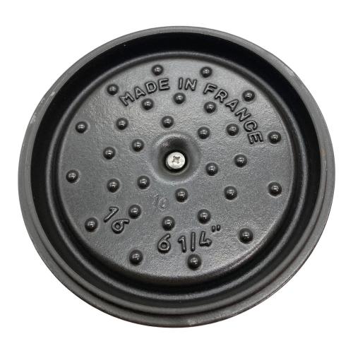 Staub (ストウブ) 鍋　ブラック　la cocotte