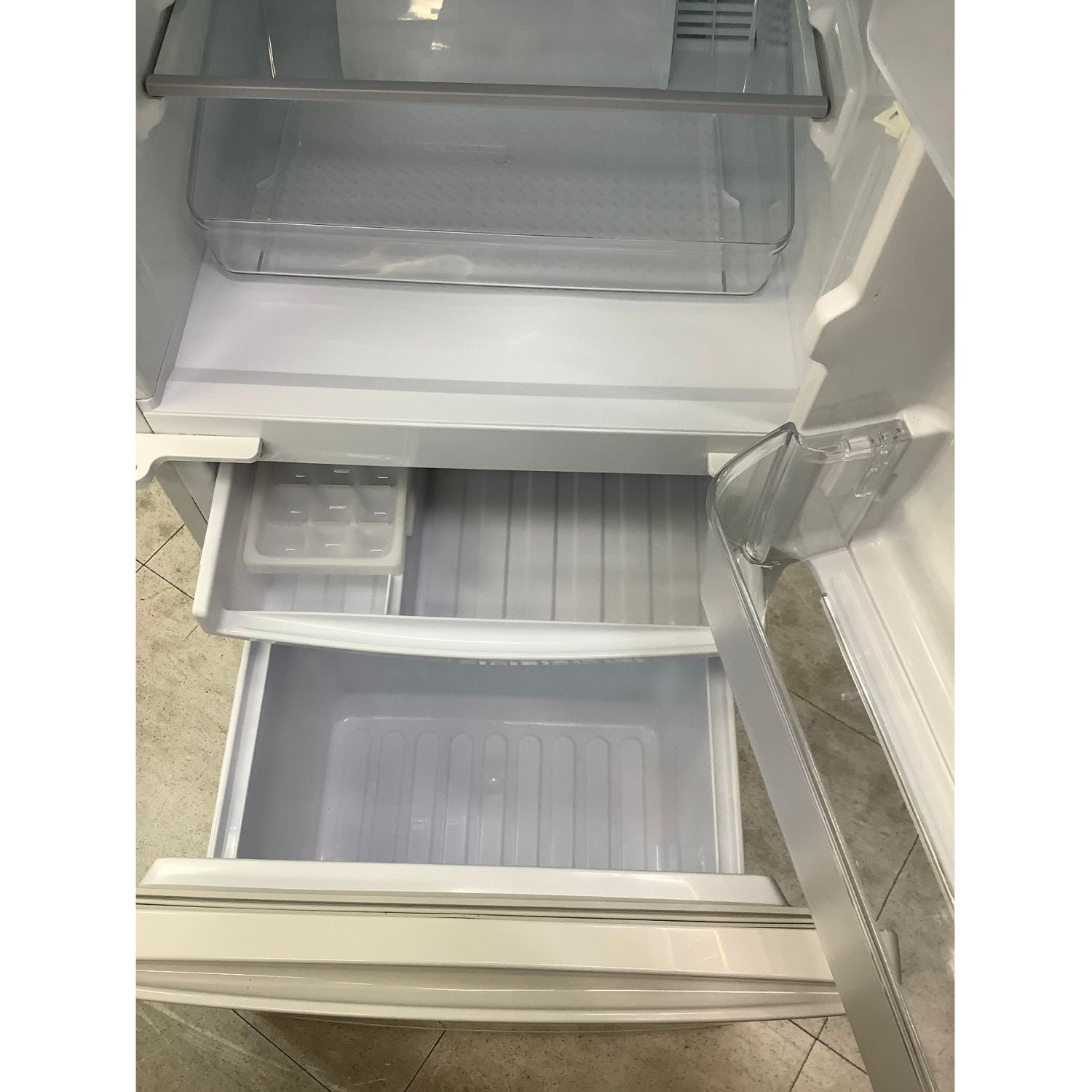 SHARP SJ-D14D-W 2018年製 冷凍冷蔵庫の+inforsante.fr