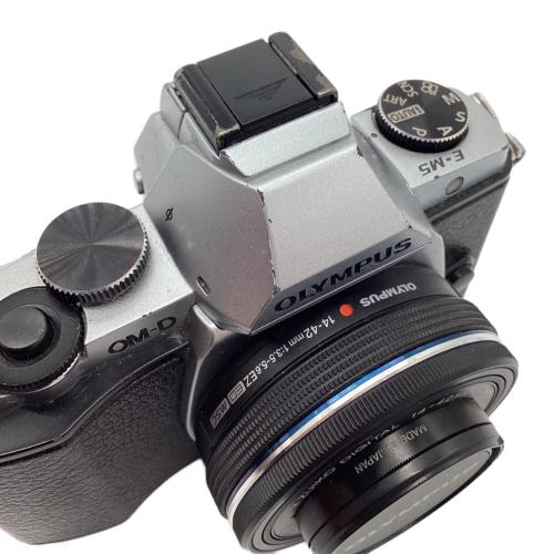 OLYMPUS (オリンパス) ミラーレス一眼カメラ E-M5