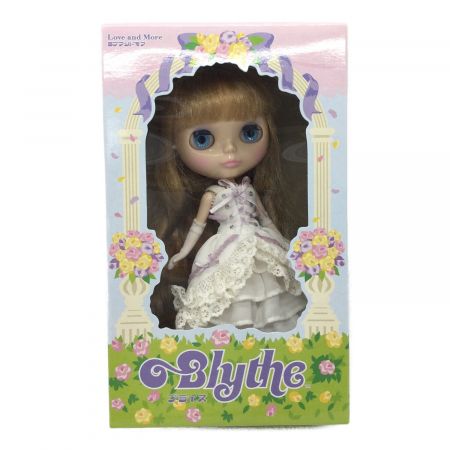 Blythe (ブライス) 人形 CWC限定 ラブアンドモア
