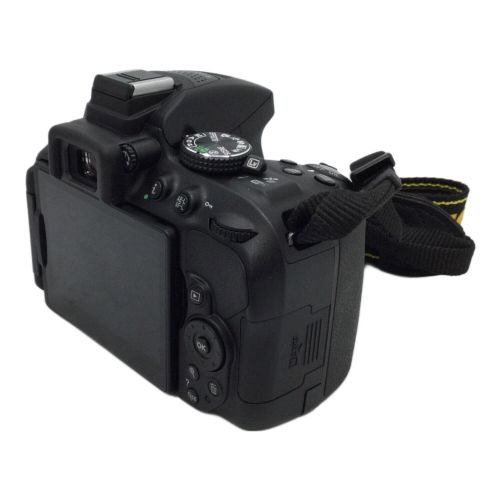 Nikon (ニコン) デジタル一眼レフカメラ D5300 2478万画素