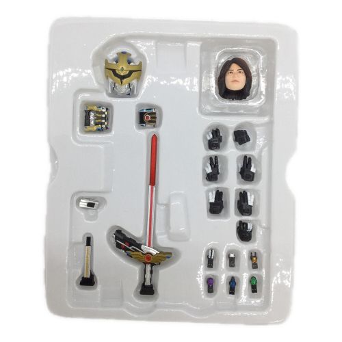 BANDAI (バンダイ) フィギュア 仮面ライダーキバ 仮面ライダーイクサ セーブモード/バーストモード S.H.Figuarts 魂ウェブ商店限定