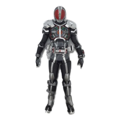 BANDAI (バンダイ) フィギュア 真骨彫製法 仮面ライダー555 仮面ライダーファイズ アクセルフォーム S.H.Figuarts 魂ウェブ限定