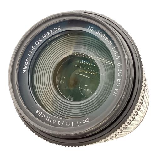 Nikon (ニコン) デジタル一眼レフカメラ D3400 ダブルズームキット -