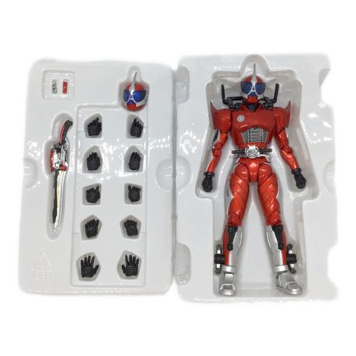 BANDAI (バンダイ) フィギュア S.H.フィギュアーツ (真骨彫製法) 仮面ライダーアクセル