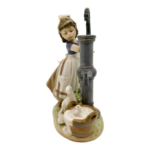 LLADRO (リヤドロ) フィギュリン 5285 農場の夏 約24cm