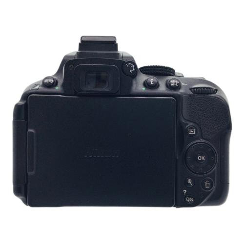 Nikon(ニコン) D5300 デジタル一眼レフカメラ