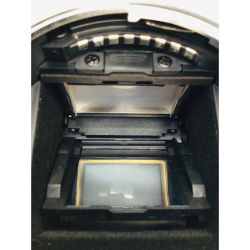 Nikon (ニコン) D7000 18-200VRⅡレンズキット デジタル一眼レフカメラ