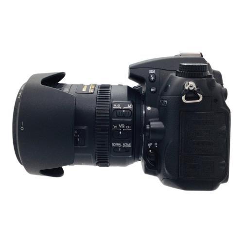 Nikon (ニコン) D7000 18-200VRⅡレンズキット デジタル一眼レフカメラ