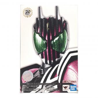 BANDAI(バンダイ) S.H.フィギュアーツ 真骨彫製法 仮面ライダーディケイド ネオディケイドライバーVer フィギュア