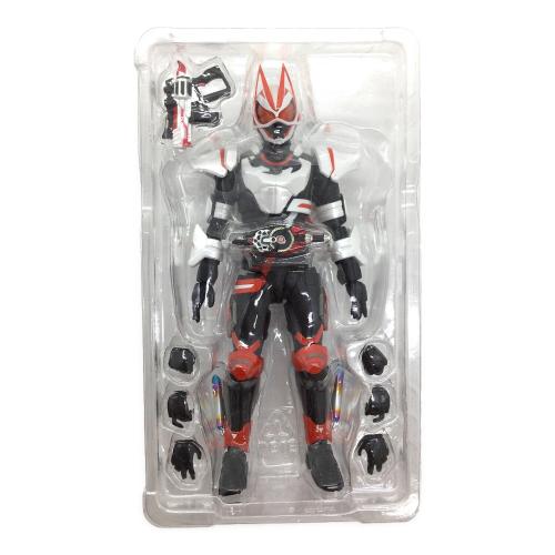 BANDAI(バンダイ) S.H.Figuarts 仮面ライダーギーツ マグナムブーストフォーム フィギュア