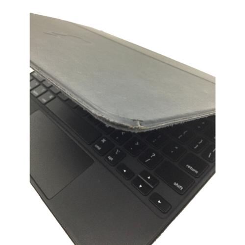 Apple(アップル) マジックキーボード MXQT2LL/A