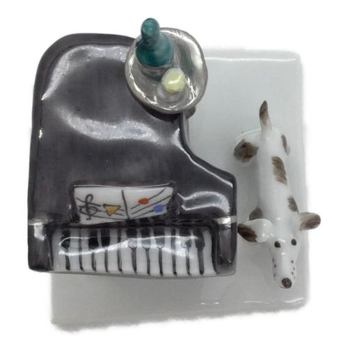 Meissen (マイセン) フィギュリン ピアノと犬