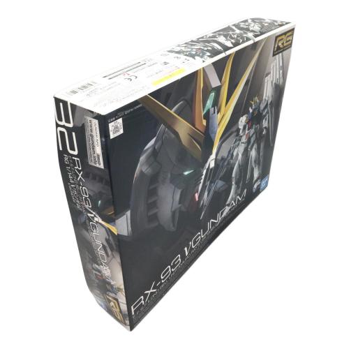 BANDAI (バンダイ) RG 1/144 νガンダム 『機動戦士ガンダム 逆襲のシャア』 ガンプラ
