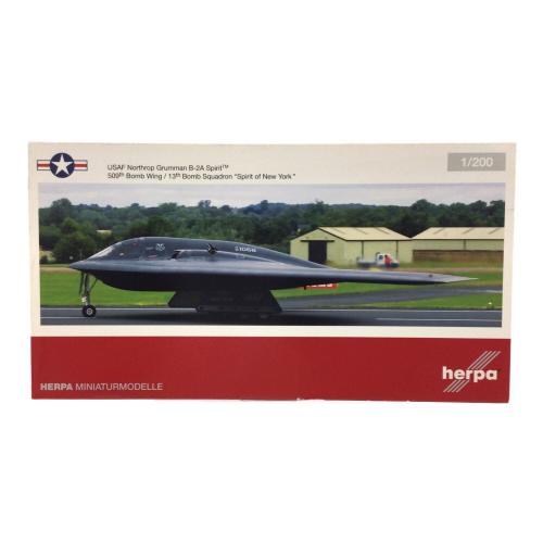 herpa (ヘルパ) B-2A アメリカ空軍 第509爆撃航空団 第13爆撃飛行隊 模型