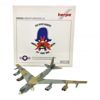 herpa (ヘルパ) B-52H アメリカ空軍 第309爆撃航空団 ”Rod River Raiders” 模型