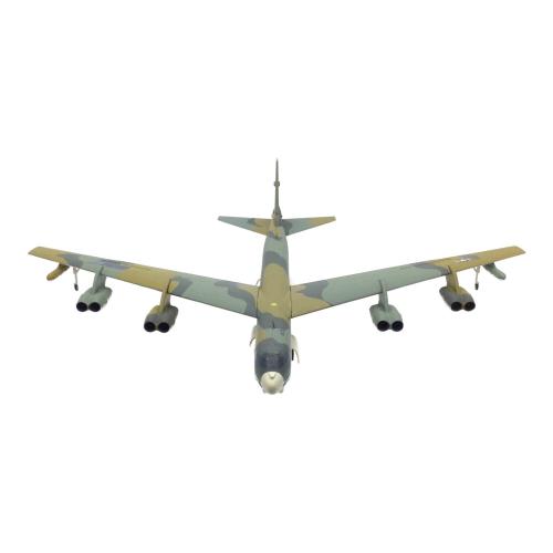 herpa (ヘルパ) B-52H アメリカ空軍 第309爆撃航空団 ”Rod River Raiders” 模型