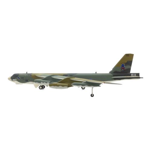 herpa (ヘルパ) B-52H アメリカ空軍 第309爆撃航空団 ”Rod River Raiders” 模型