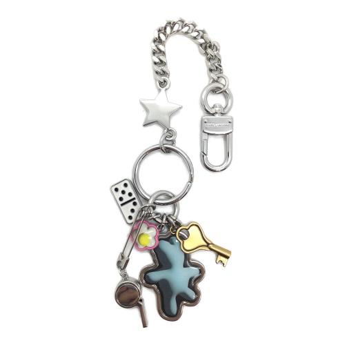 MARC JACOBS (マークジェイコブス) ザステッカーチャーム キーチェーン