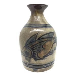 琉球壺屋焼 (リュウキュウツボヤヤキ) 魚紋徳利 人間国宝 金城次郎