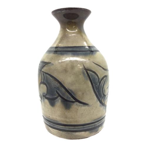 琉球壺屋焼 (リュウキュウツボヤヤキ) 魚紋徳利 人間国宝 金城次郎