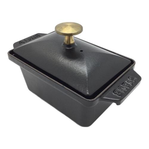 Staub (ストウブ) ハーフテリーヌ ブラック