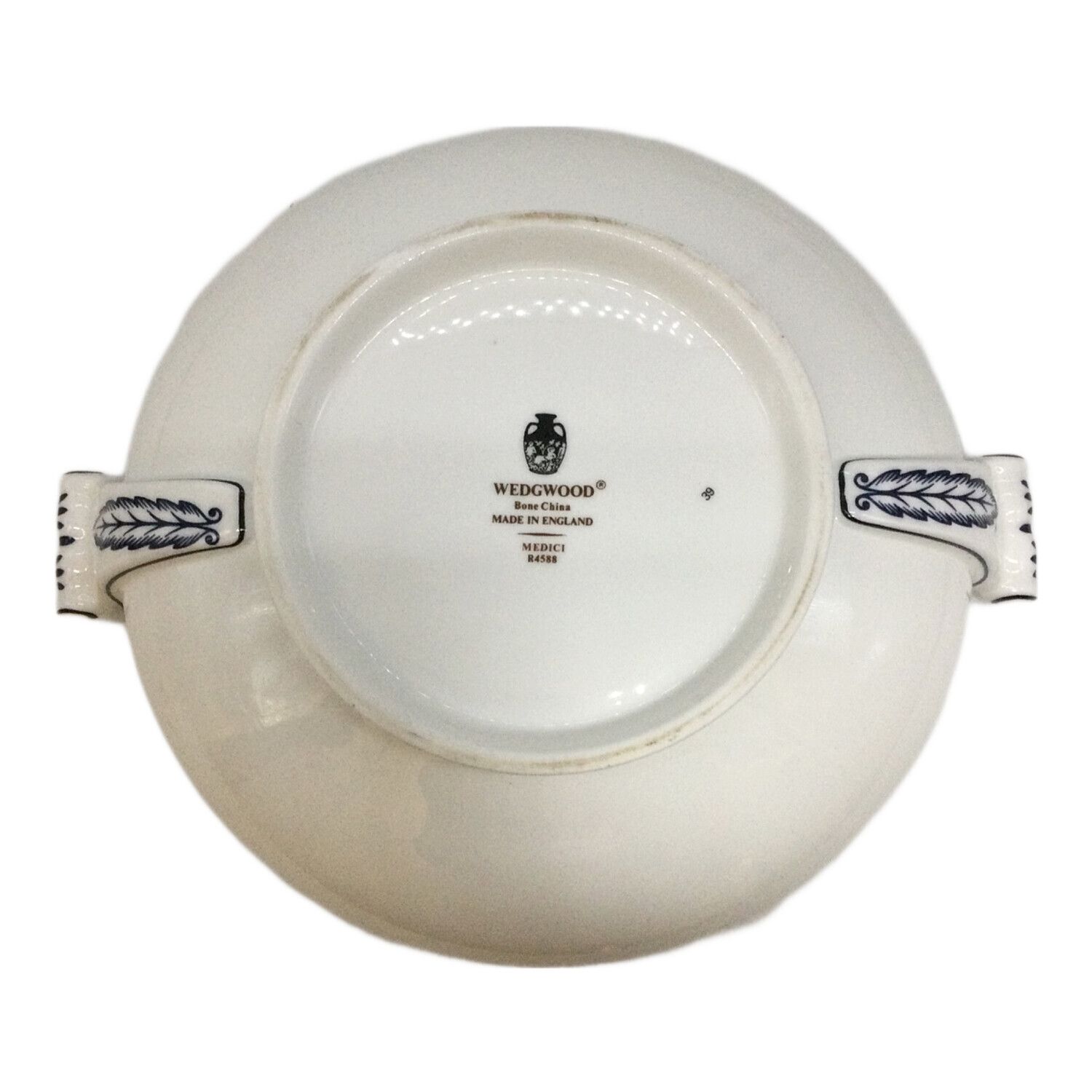 Wedgwood (ウェッジウッド) 蓋付ラウンドベジタブルボウル □箱無