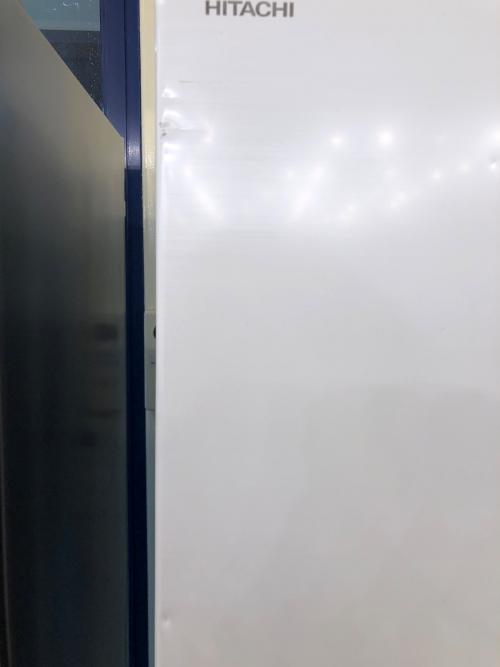 HITACHI (ヒタチ) 6ドア冷蔵庫 ※側面キズ・正面ヘコミ・ドリンクポケットヒビ割れ有 ファン式 R-HW54S(W) 2022年製 540L クリーニング済