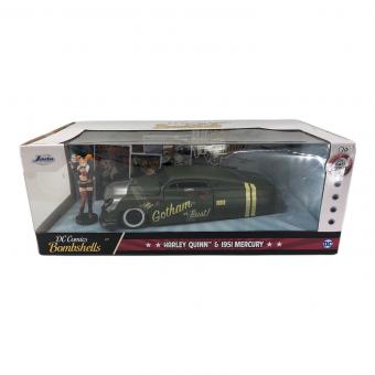 1/24 ハーレークイーンミニカー DC COMICS BOMBSHELLS 1951