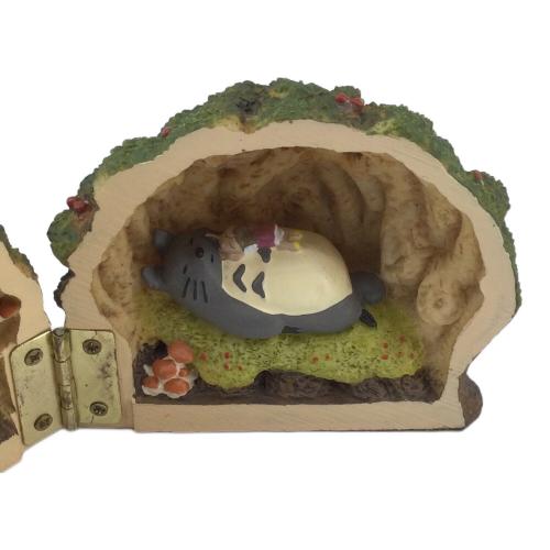 ジオラマフィギュア となりのトトロ 木の寝床 開閉タイプ