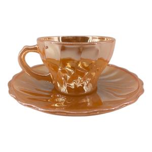 Fire King (ファイヤーキング) カップ&ソーサー シェルシリーズピーチラスター