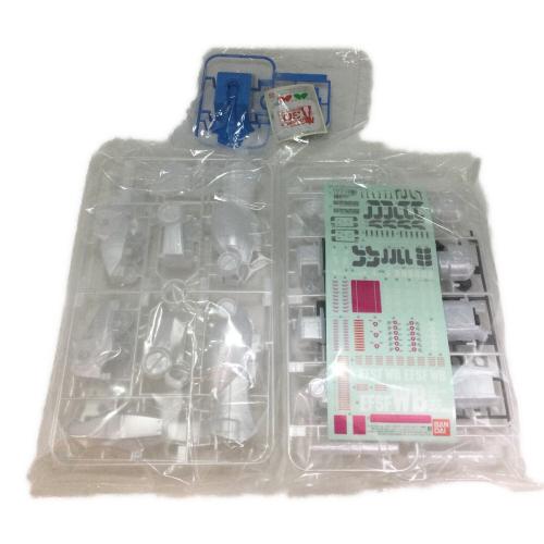 BANDAI (バンダイ) ガンプラ メガサイズモデル 1/48 ガンダムベース限定 RX-78-2 ガンダム [メタリックグロスインジェクション]