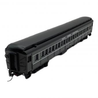 Bachmann(バックマン) HOゲージ Spectrum The Master Railroader Series New York Central #809 Coach 89103