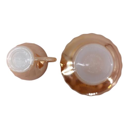 Fire King (ファイヤーキング) カップ&ソーサー シェルシリーズピーチラスター