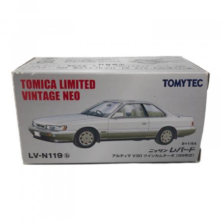 TOMY (トミー) トミカ VINTAGE NEO ニッサン レパード アルティマ V30