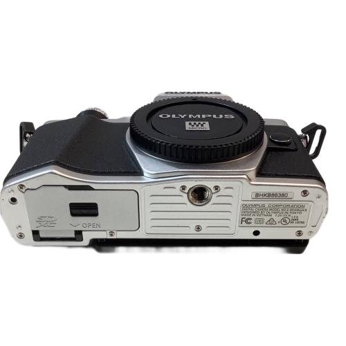 OLYMPUS (オリンパス) ミラーレス一眼カメラ OM-D E-M10Ⅱ