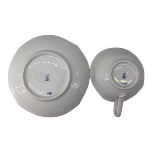 Meissen (マイセン) カップ&ソーサー 波の戯れホワイト
