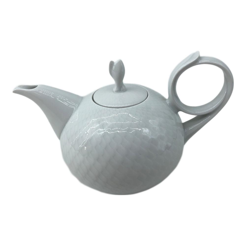取りに来れる方限定！MEISSENのティーポット！ Meissen (マイセン) ティーポット 波の戯れホワイト｜トレファクONLINE