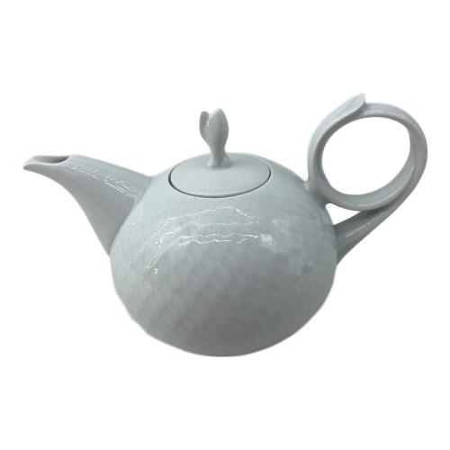 Meissen (マイセン) ティーポット 波の戯れホワイト