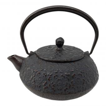 南部鉄器 (ナンブテッキ) 急須 鉄瓶 新 算玉桜