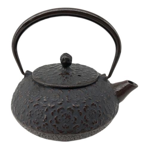 南部鉄器 (ナンブテッキ) 急須 鉄瓶 新 算玉桜