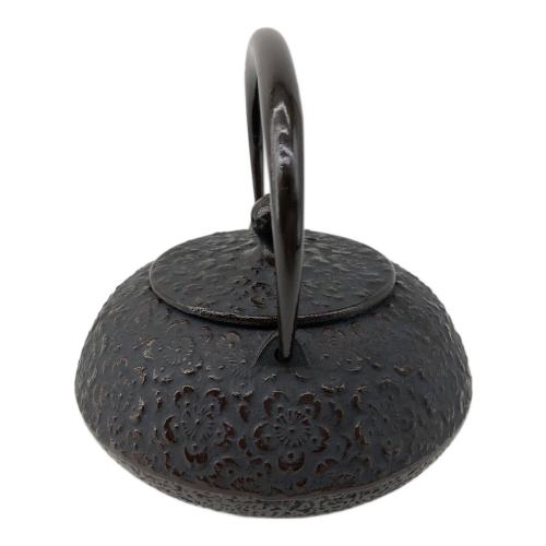 南部鉄器 (ナンブテッキ) 急須 鉄瓶 新 算玉桜