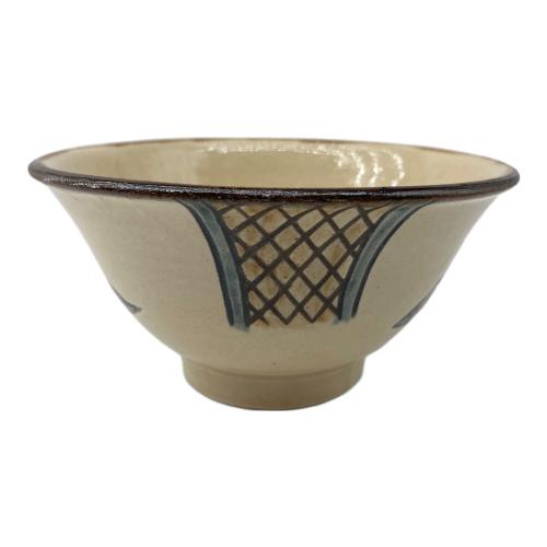 丼 金城敏男 魚文 壺屋焼