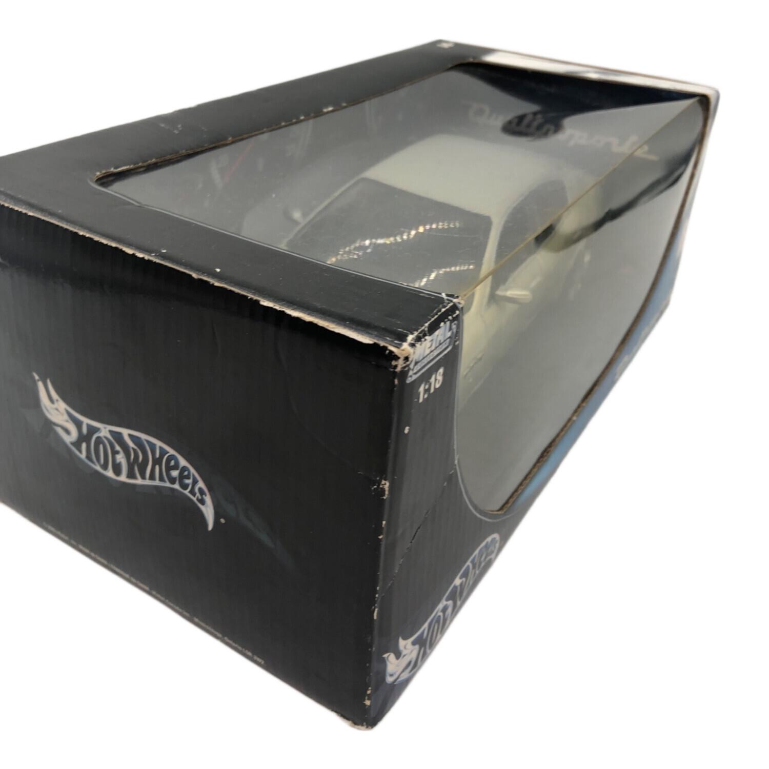 HOT WHEELS (ホットウィールズ) 1:18 マセラッティ・クアトロポルテ