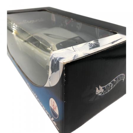 ホットウィール マセラティ クアトロポルテ QP 1/18 ホットウィール マセラティ クアトロポルテ QP 1/18 ホットウィール