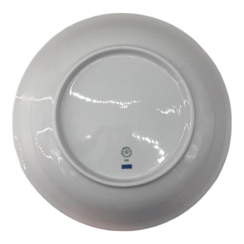 ROYAL COPENHAGEN (ロイヤル・コペンハーゲン) プレート ホワイトパルメッテ