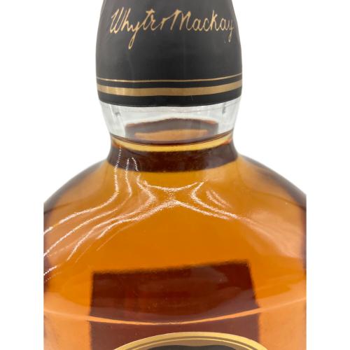 ホワイト&マッカイ スコッチウィスキー 750ml