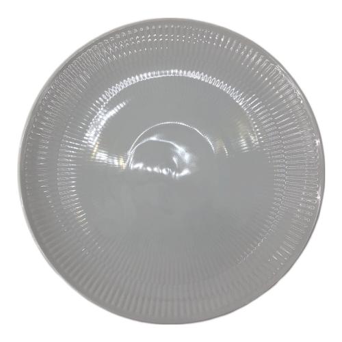 ROYAL COPENHAGEN (ロイヤル・コペンハーゲン) プレート ホワイトフルーテッド